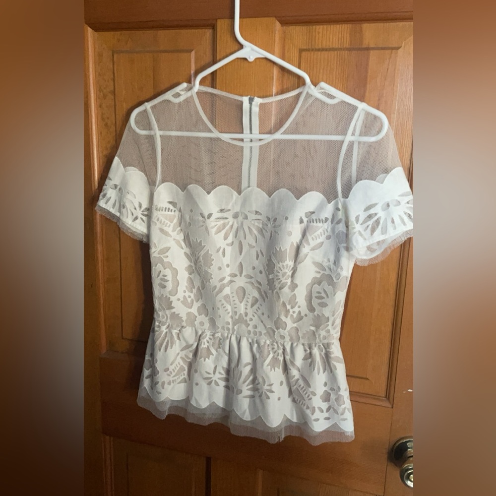 White lace mesh detailed shirt BCBG